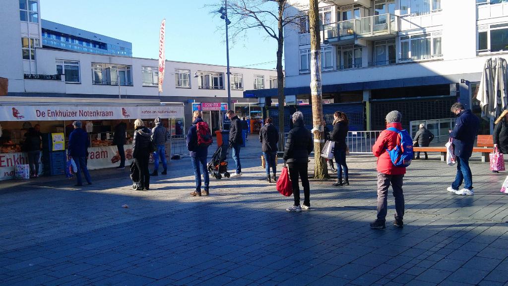 Aanpassing winkeltijden en weekmarkt Almere Centrum